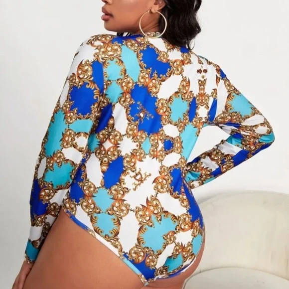 🎉HOSTPICK🎉 NEW INVENTORY 🦋Baroque Print Overlap Collar Bodysuit🦋 - Picture 3 of 6